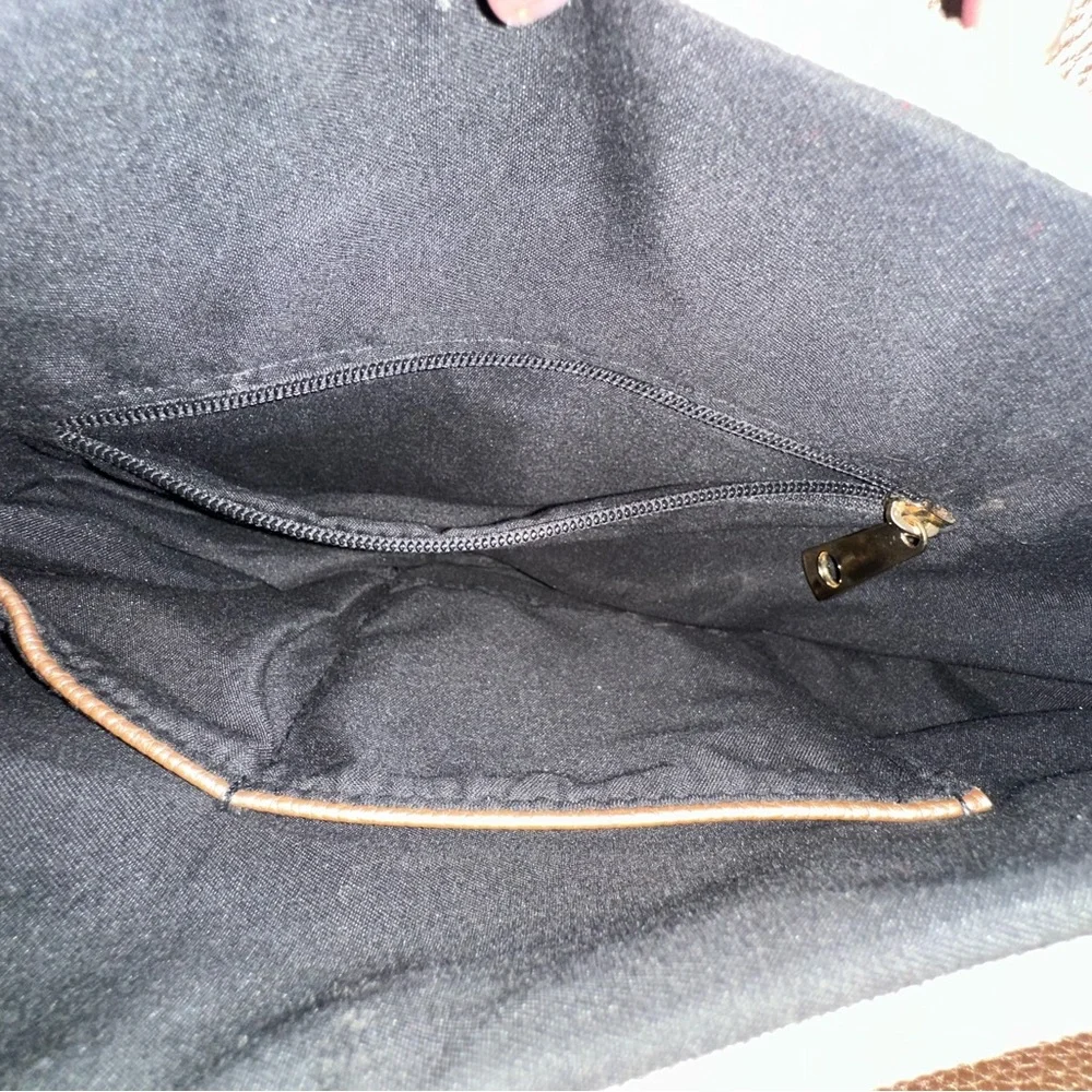 Large Rockstud Tote - Picture 8 of 8